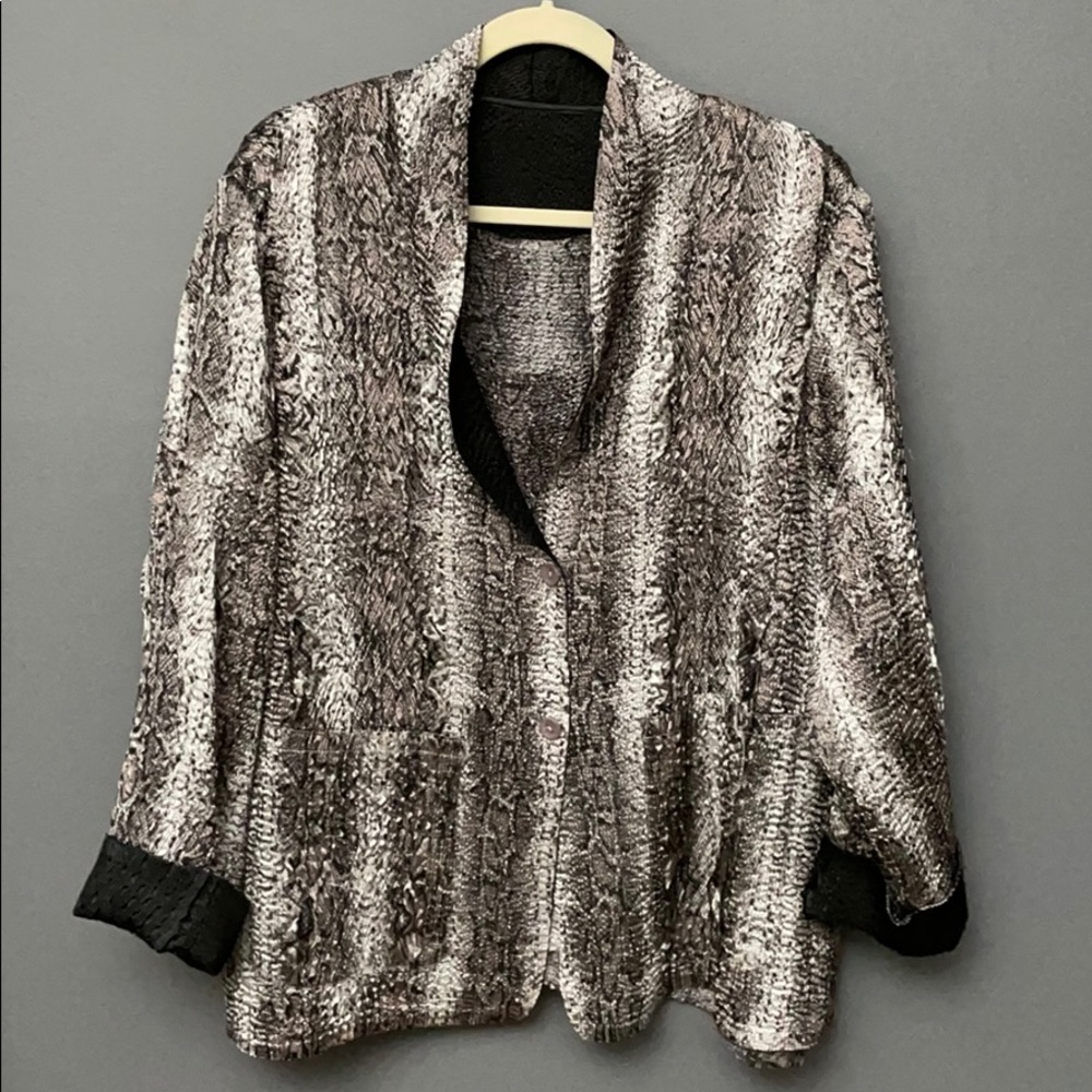 Women’s Tank Top w/ Matching Reversible Jacket